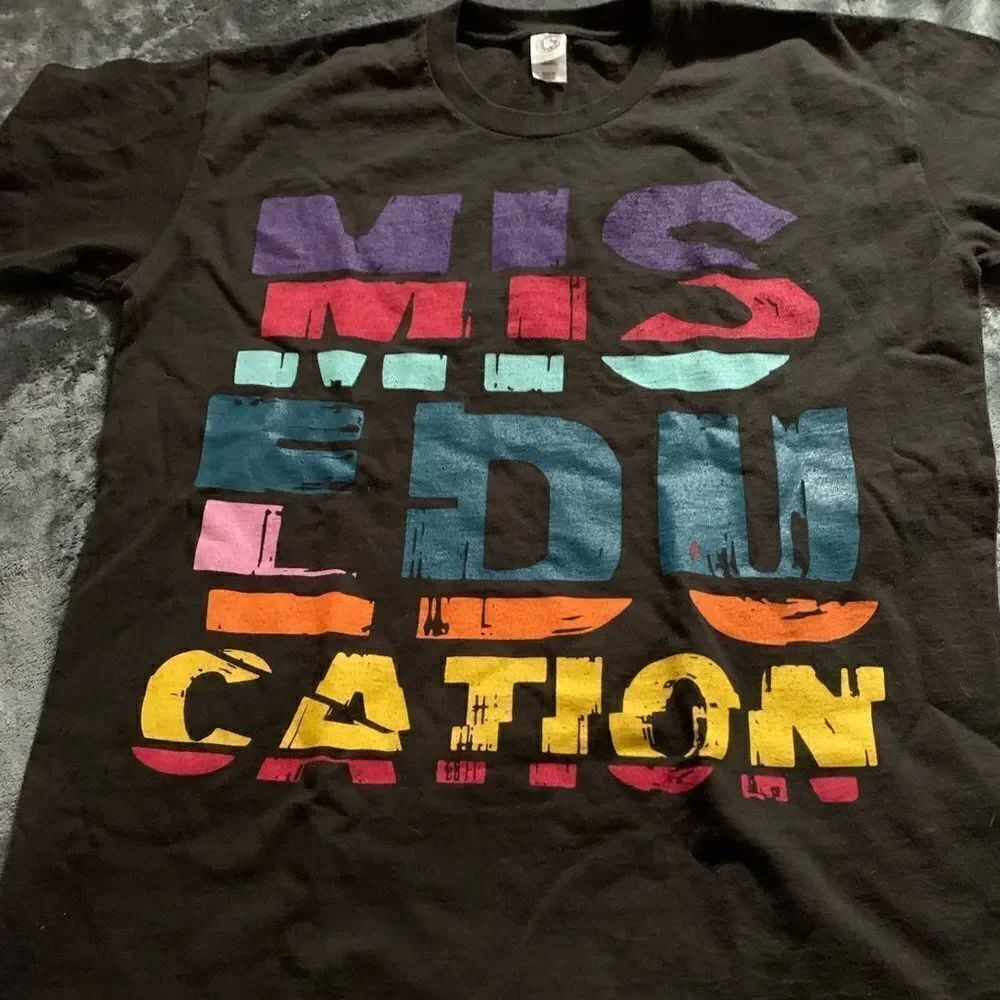 y2k vintage Miseducation LAURYN tee Shirt EUC urban outfitters